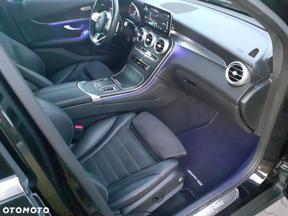 Mercedes-Benz GLC 200 4Matic 9G-TRONIC AMG Line - 20