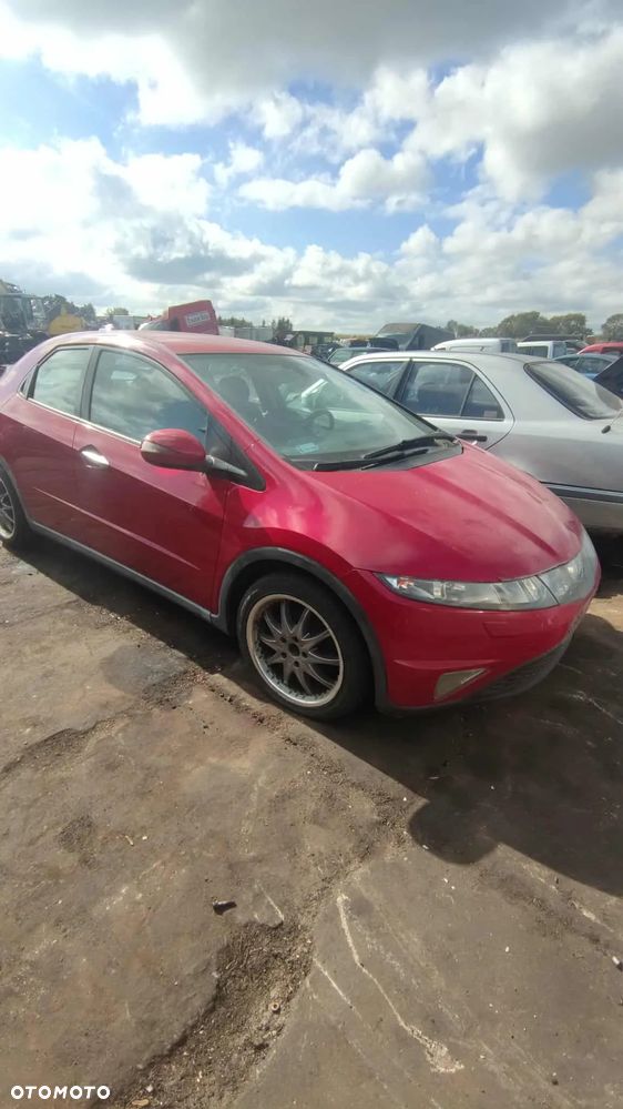 HONDA CIVIC VIII Hatchback 2006 1.8 140 KM  R18A2 R81 - 2