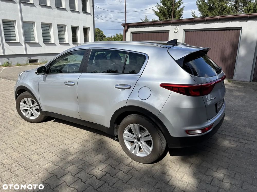 Kia Sportage 1.7 CRDI 2WD ISG Dream-Team Edition - 6