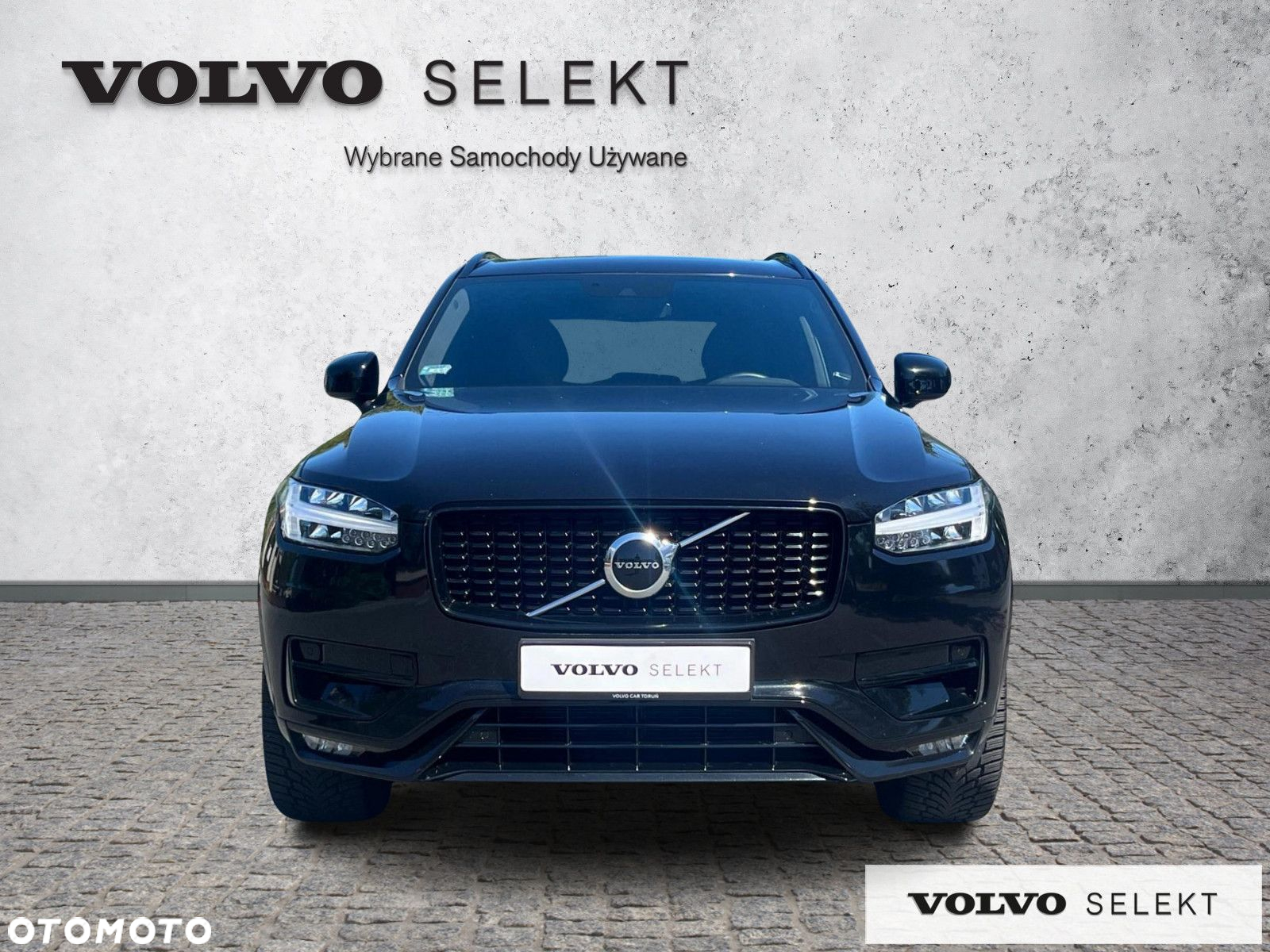Volvo XC 90 - 9