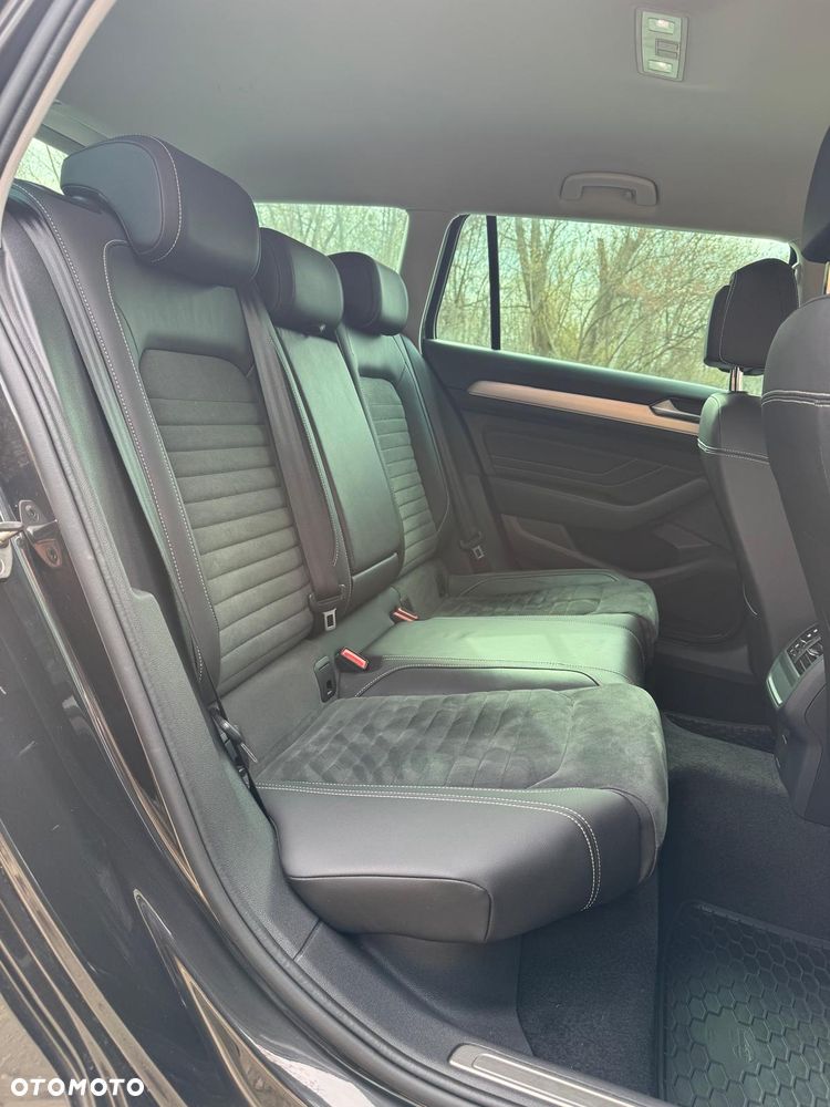 Volkswagen Passat 2.0 TDI EVO Elegance DSG - 11