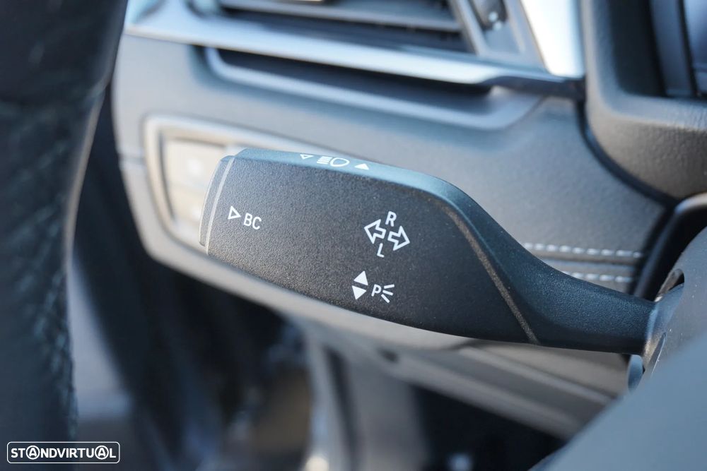 BMW X2 16 d sDrive Advantage - 34