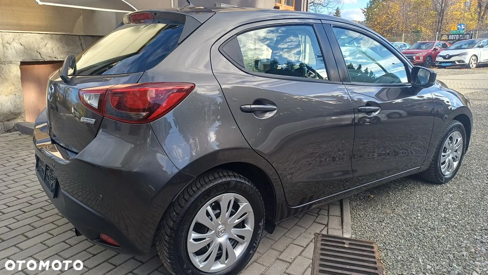 Mazda 2 - 5