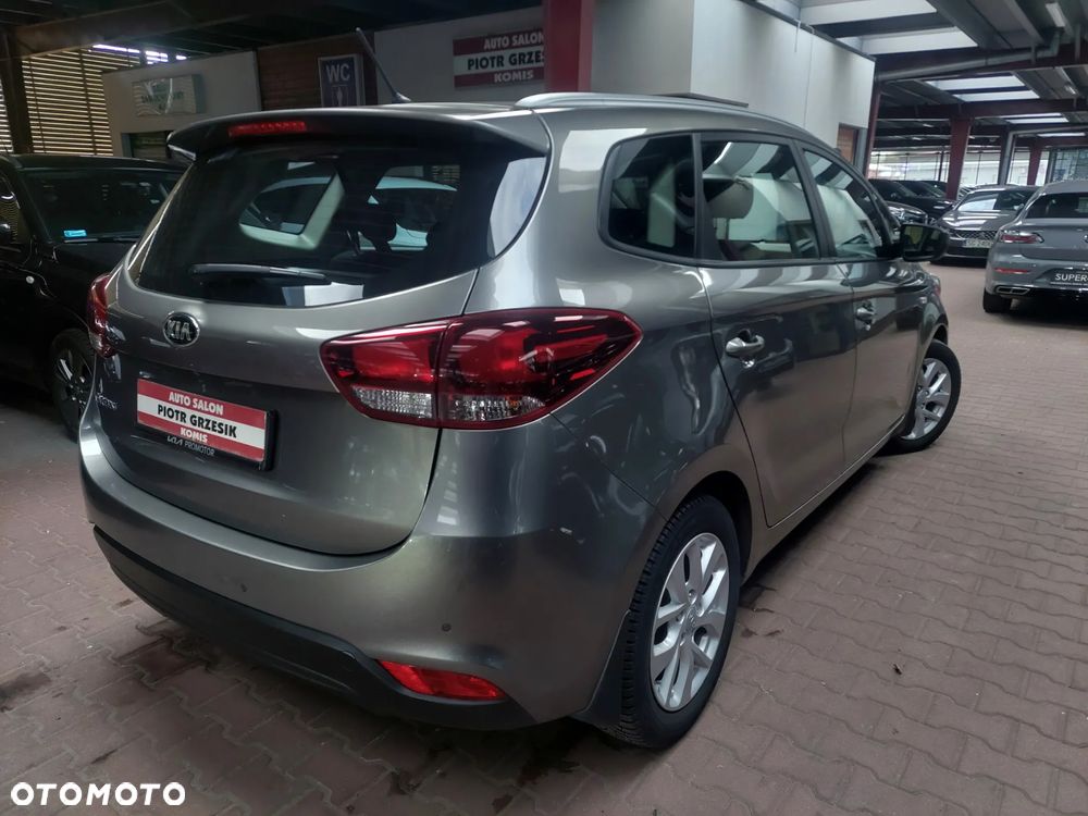 Kia Carens 1.6 GDI L - 6