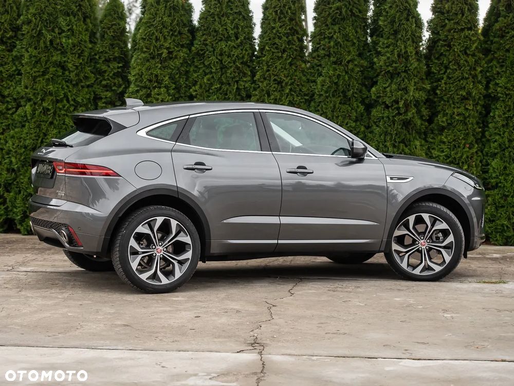 Jaguar E-Pace P250 AWD R-Dynamic SE - 14