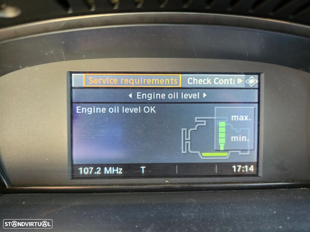 BMW 520 d Executive - 14