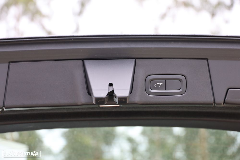 Volvo V90 2.0 D4 Inscription Geartronic - 4