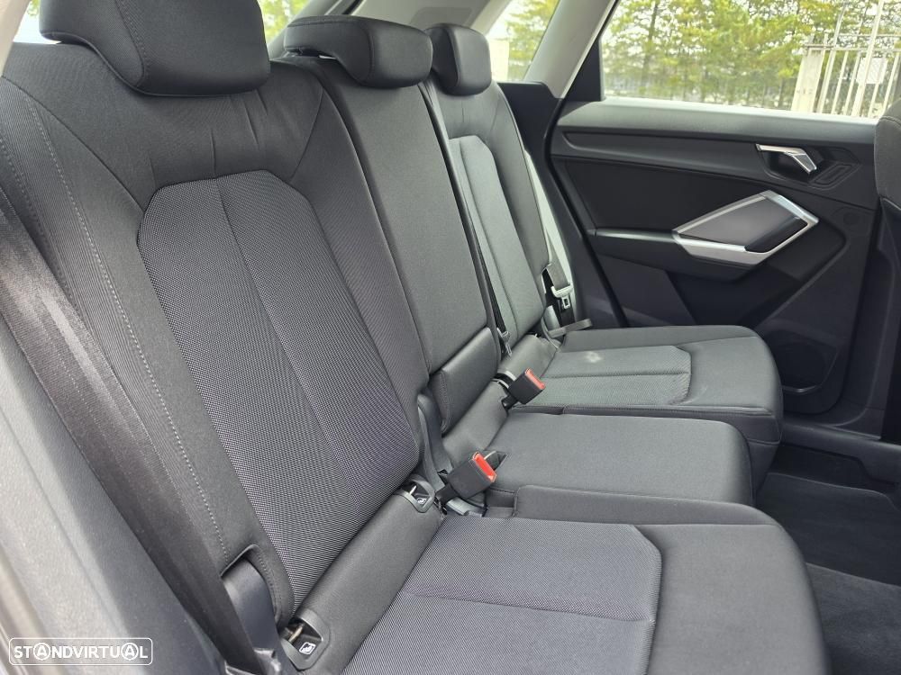 Audi Q3 45 TFSIe S tronic - 17