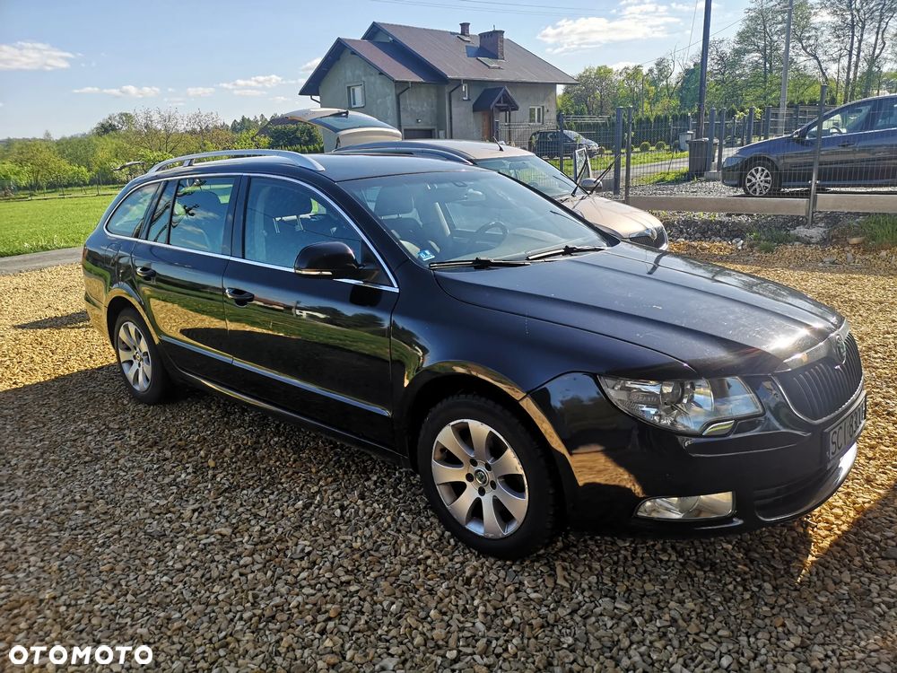 Skoda Superb 2.0 TDI Ambition DSG - 8