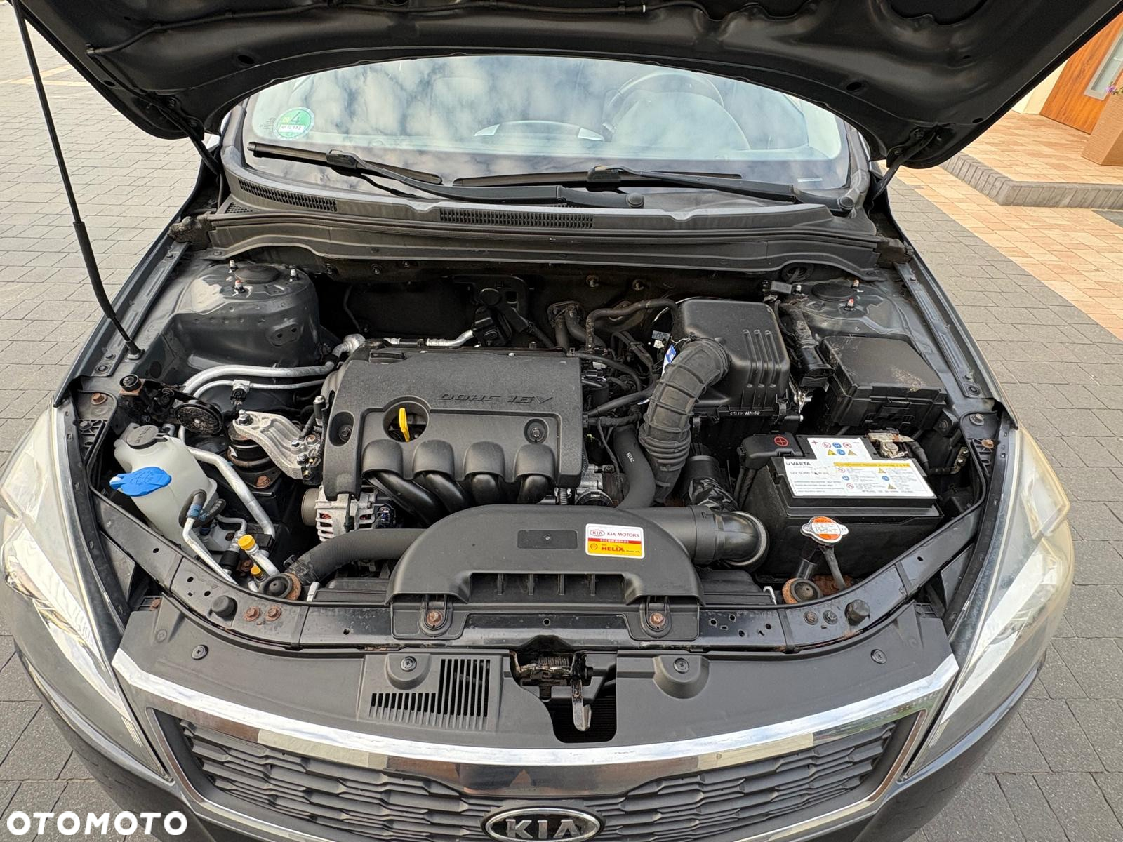 Kia Ceed 1.6 CVVT ISG Spirit - 27