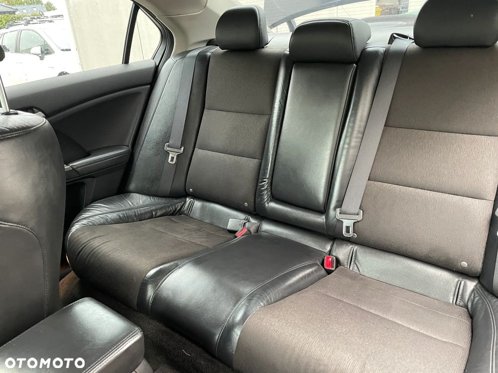 Honda Accord ver-2-4-type--s-navi - 21
