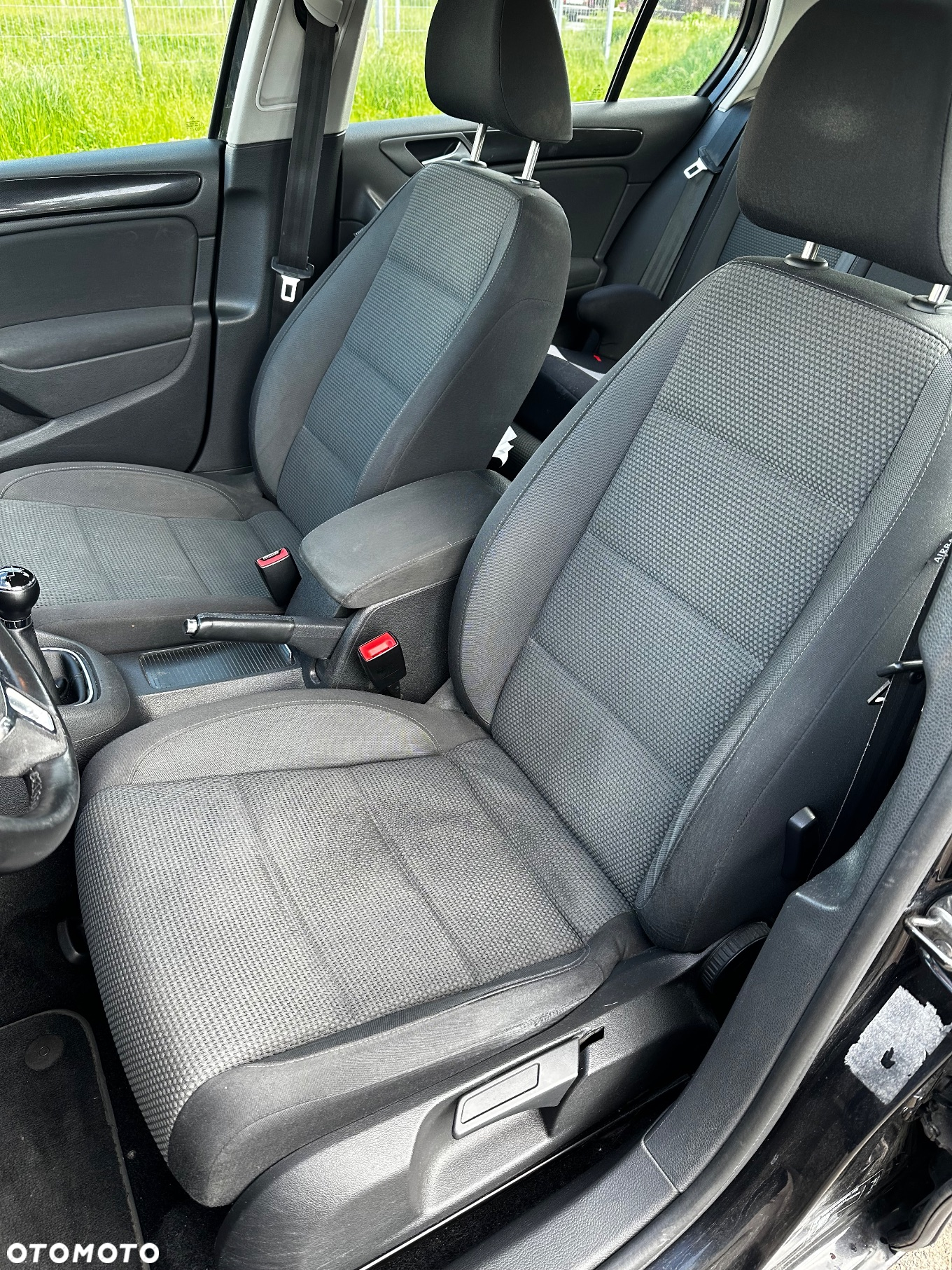 Volkswagen Golf 1.6 TDI DPF MATCH - 17