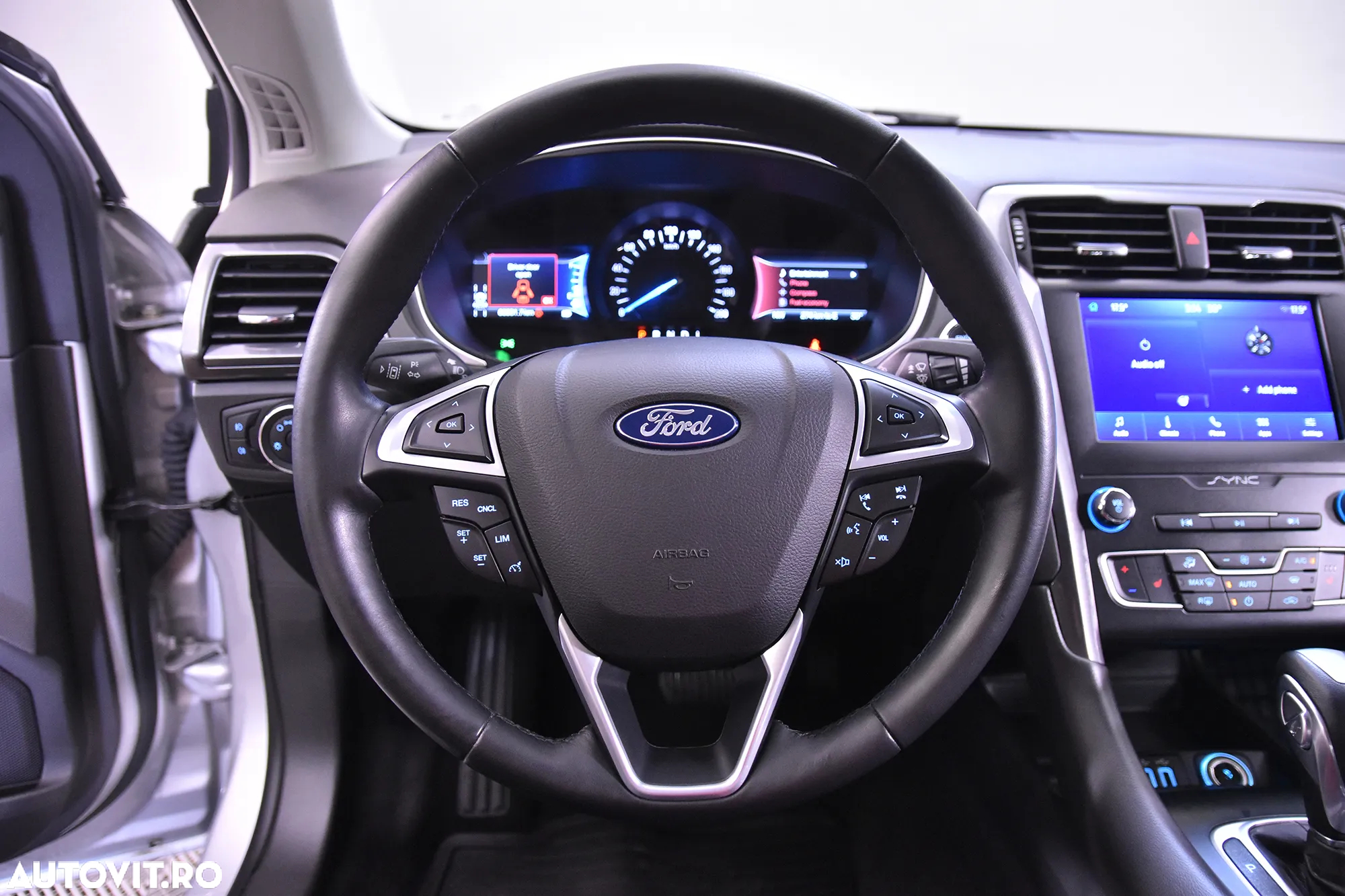 Ford Mondeo - 16