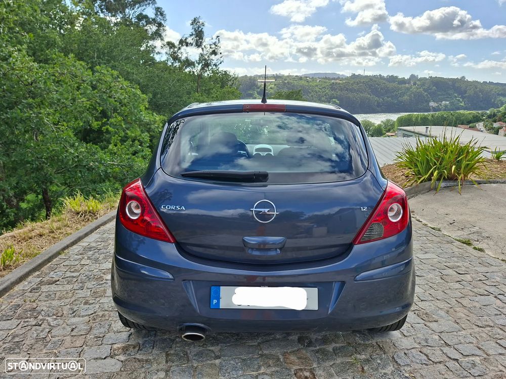 Opel Corsa 1.2 Black Edition - 4