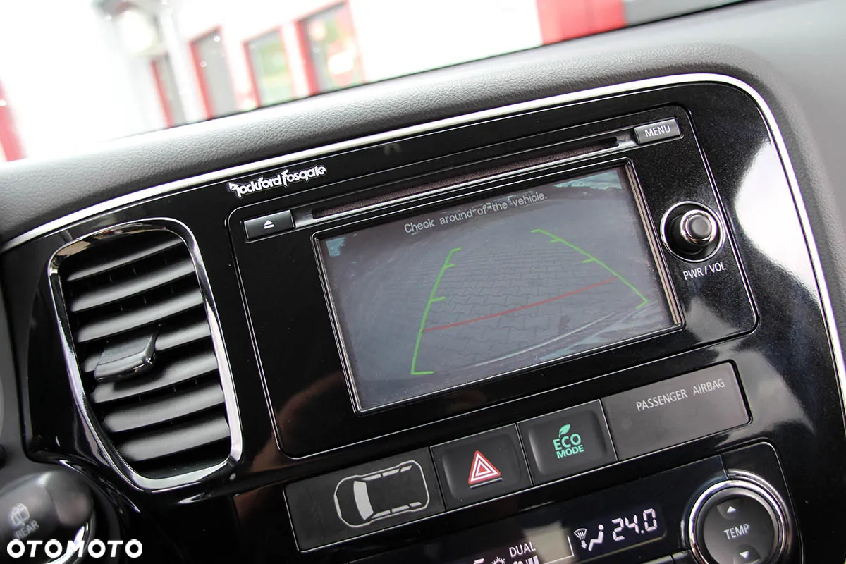 Mitsubishi Outlander 2.2 DID Intense + 4WD - 34