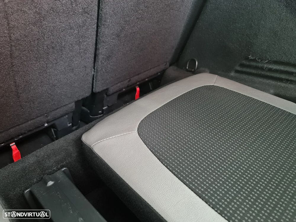 Citroën C4 Spacetourer PureTech 130 Stop&Start SHINE - 17