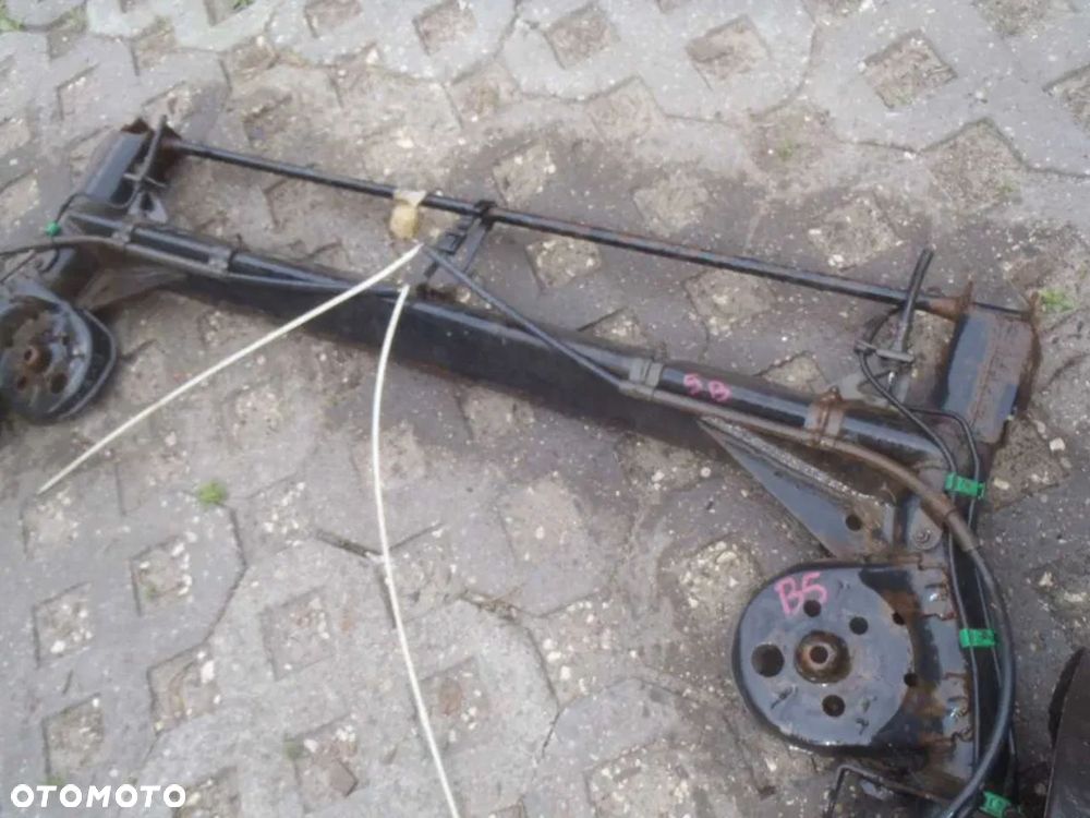 belka zawieszenie piasta czop abs tył tylne passat b5 - 1