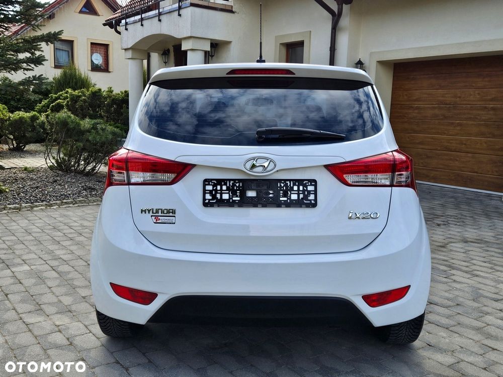 Hyundai ix20 - 9