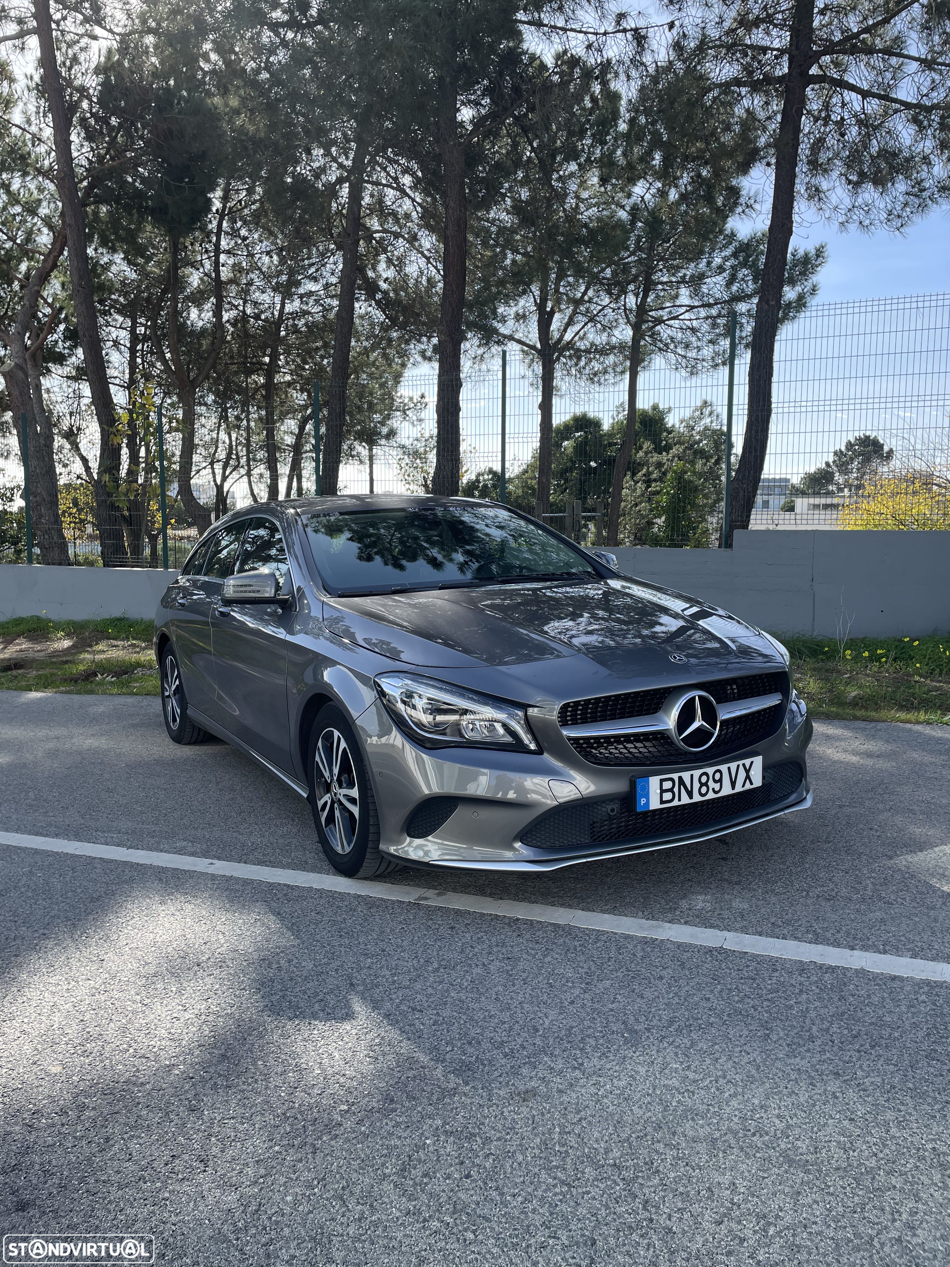 Mercedes-Benz CLA 180 - 1