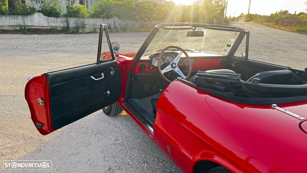 Alfa Romeo Spider - 6