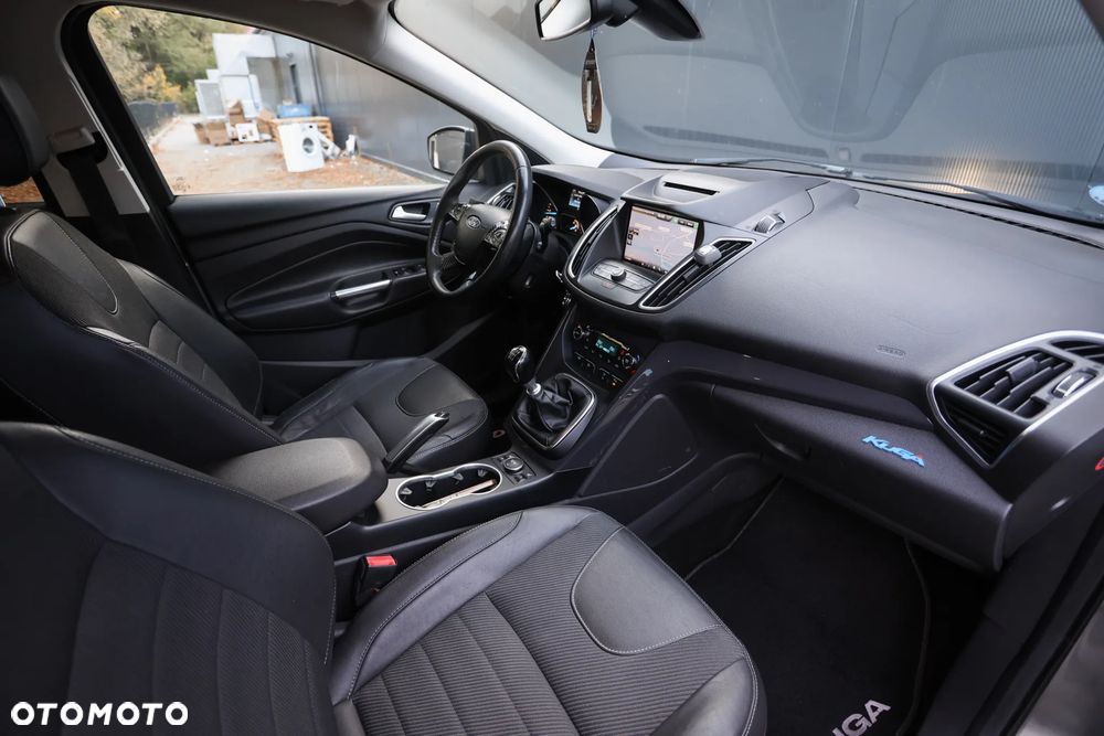 Ford Kuga 2.0 TDCi 4x4 Titanium - 20