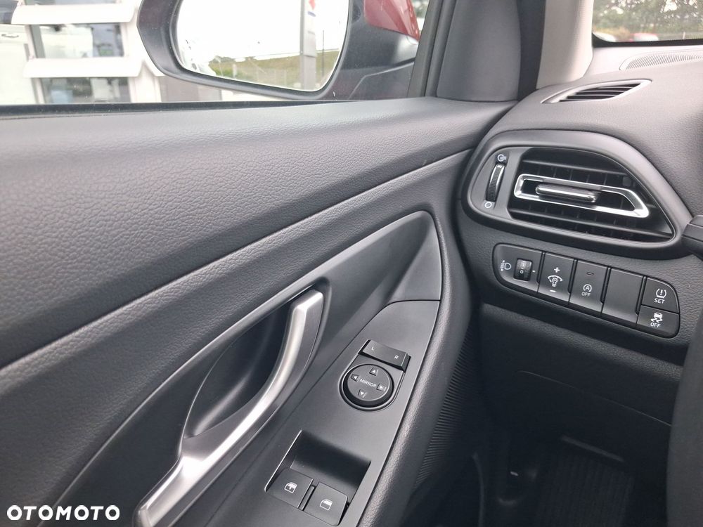 Hyundai i30 1.0 T-GDI Modern DCT - 32