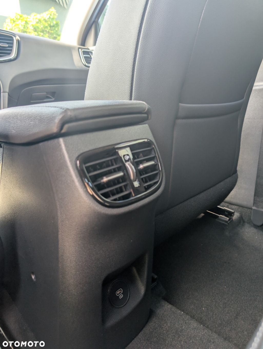 Kia XCeed - 13