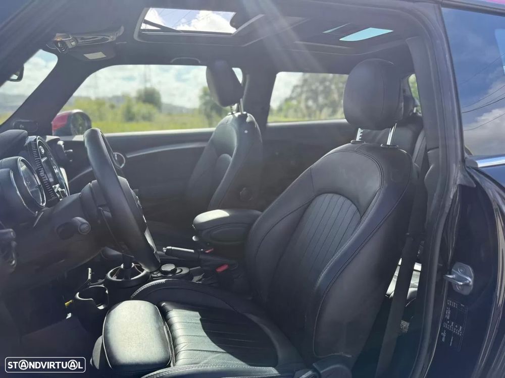 MINI 3 Portas John Cooper Works Plus Auto Desportiva - 24