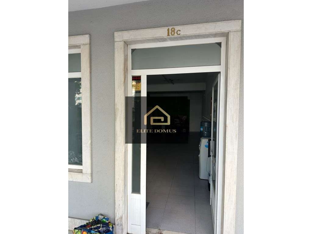 Excelente Oportunidade Comercial na Amadora - Grande imagem: 3/8