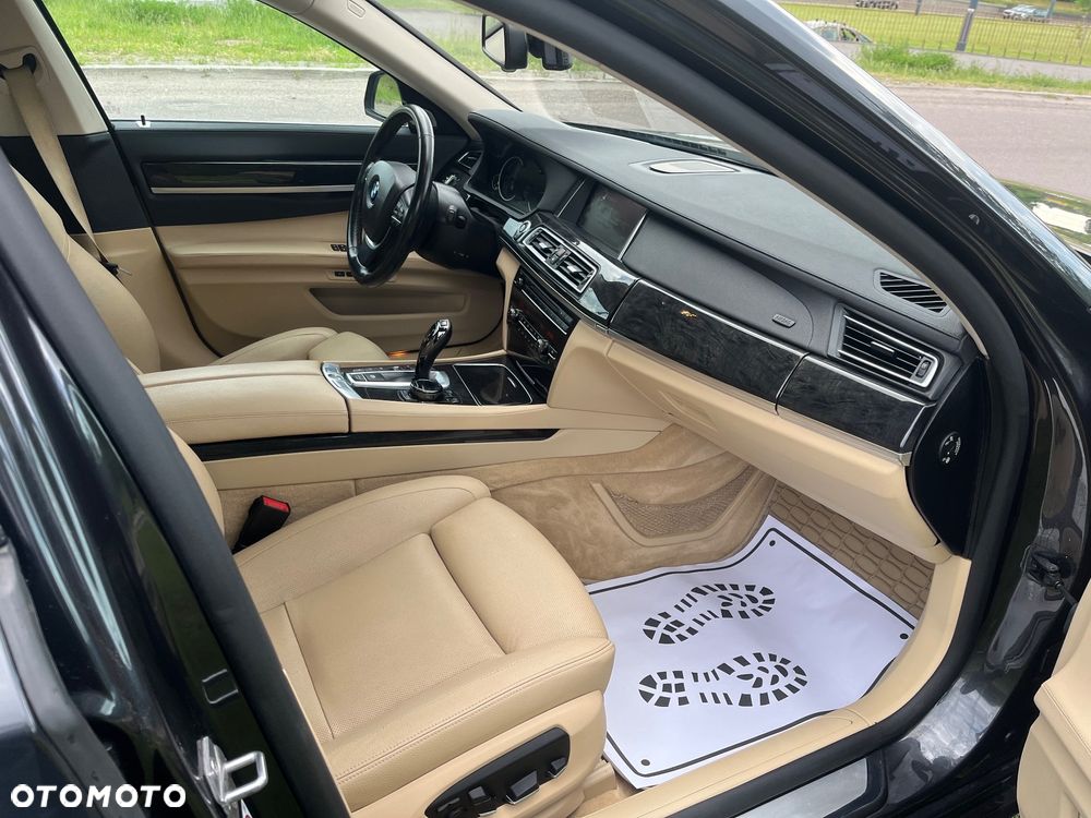 BMW Seria 7 750d xDrive - 20