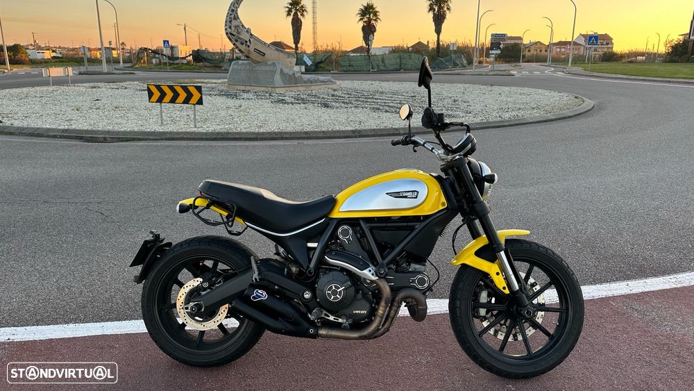 Ducati Scrambler - 1