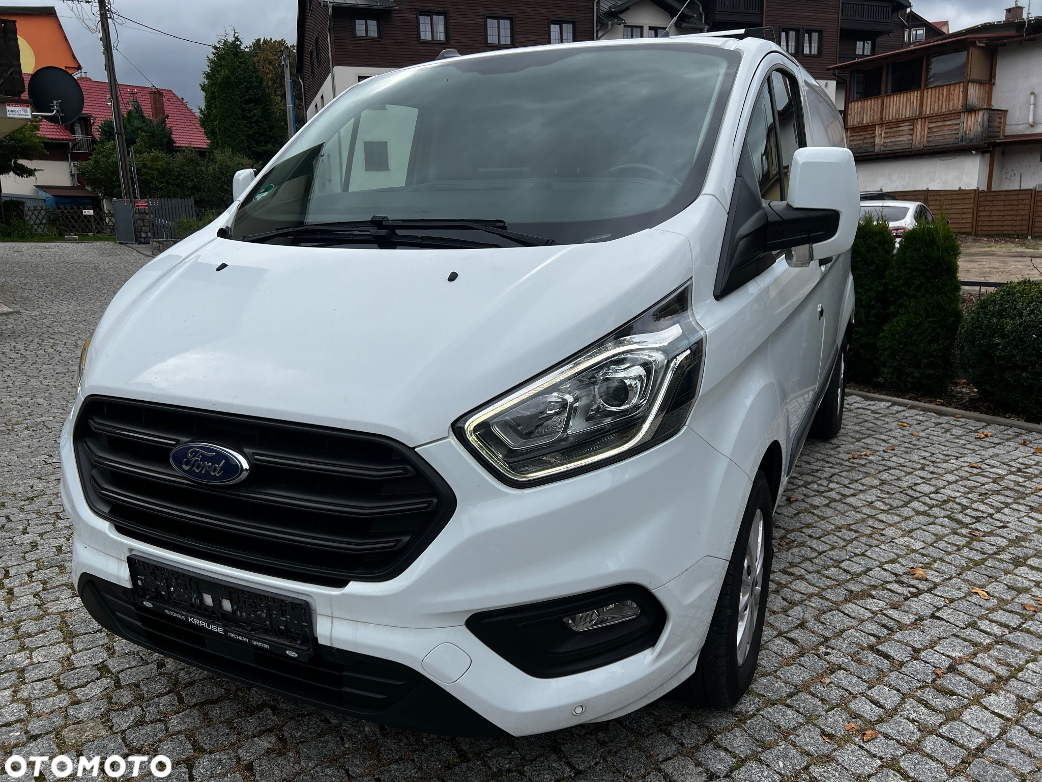 Ford Custom - 2