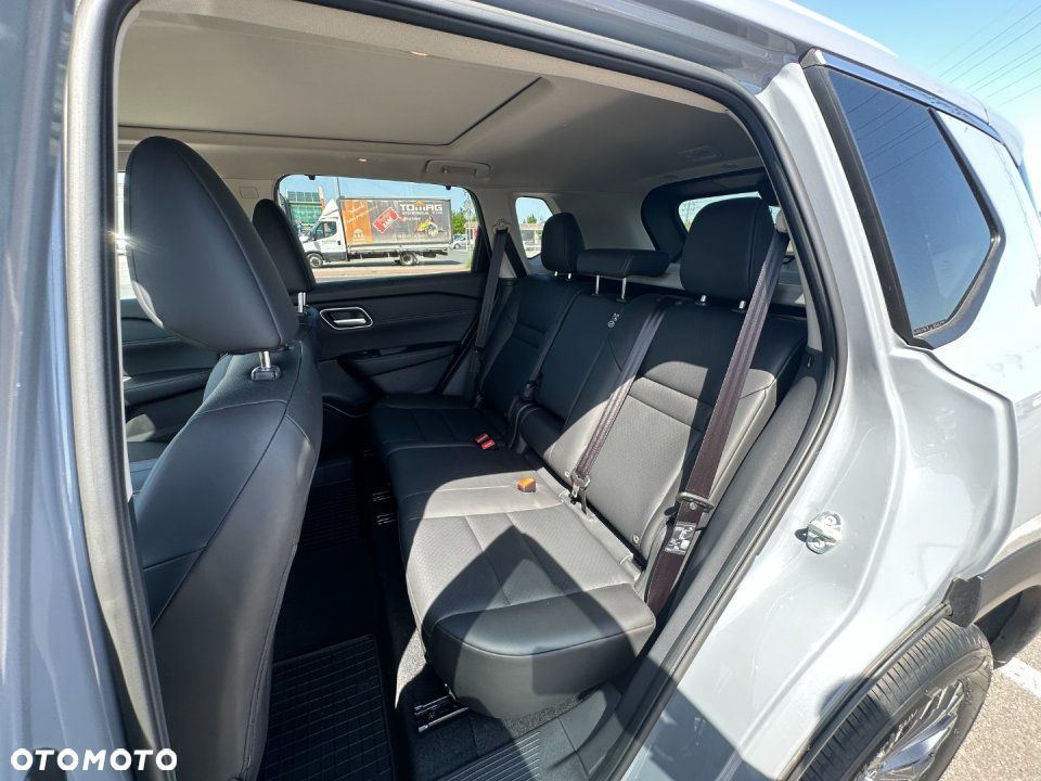 Nissan X-Trail - 12