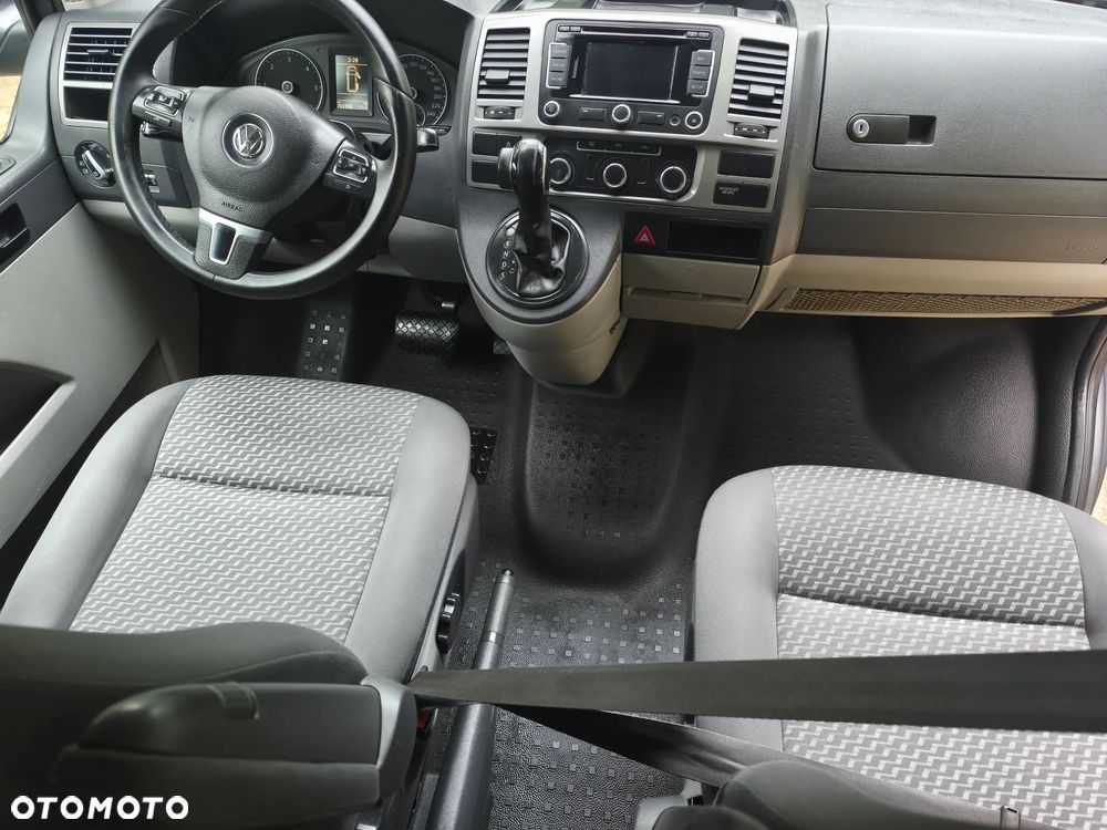 Volkswagen Transporter - 28