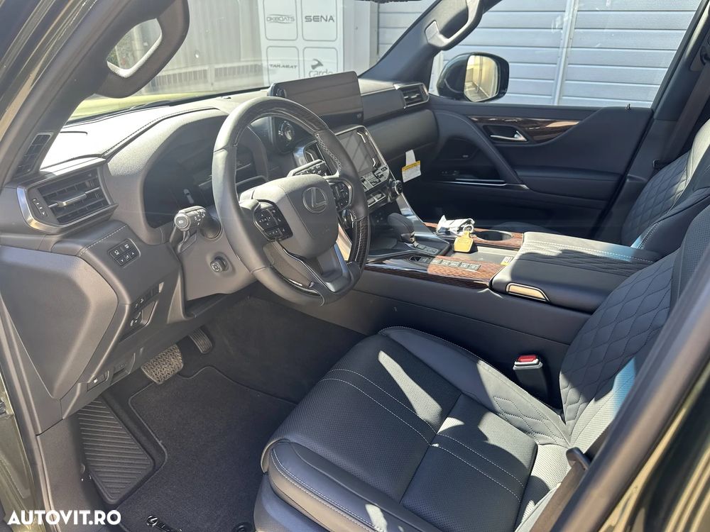 Lexus Seria LX - 15