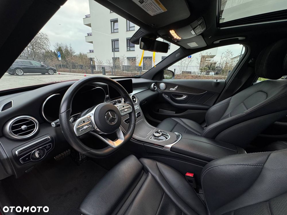 Mercedes-Benz Klasa C 300 4Matic 9G-TRONIC AMG Line - 7