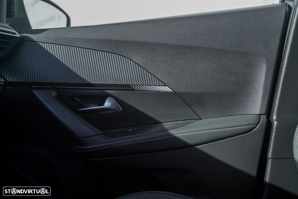 Peugeot 2008 1.2 Hybrid Allure e-DCS6 - 33