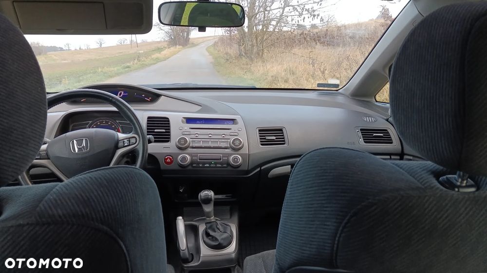 Honda Civic 1.8 Executive - 11