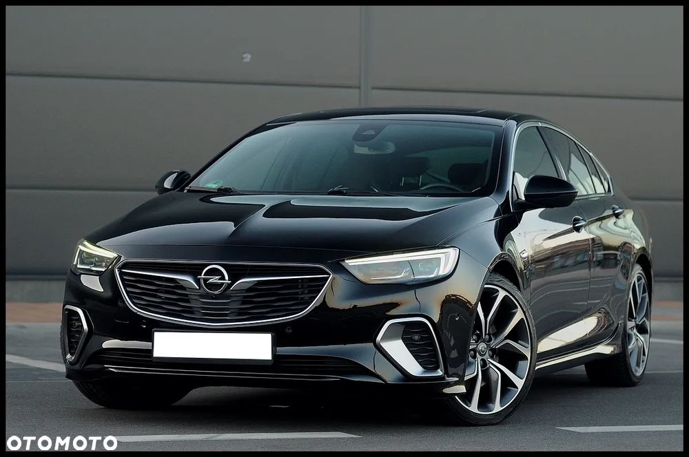 Opel Insignia 2.0 BiTurbo D 4x4 Automatik GSI - 2