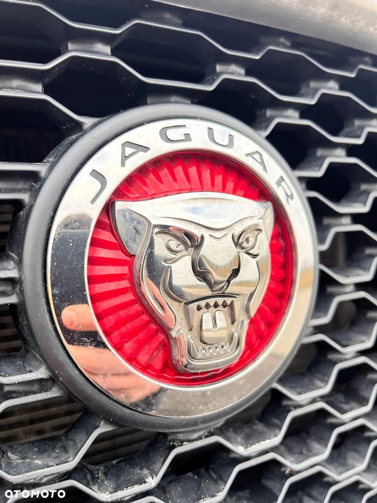 Jaguar F-Pace 2.0 i4D AWD R-Sport - 7