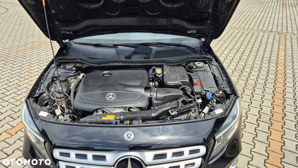 Mercedes-Benz GLA 250 4-Matic - 15