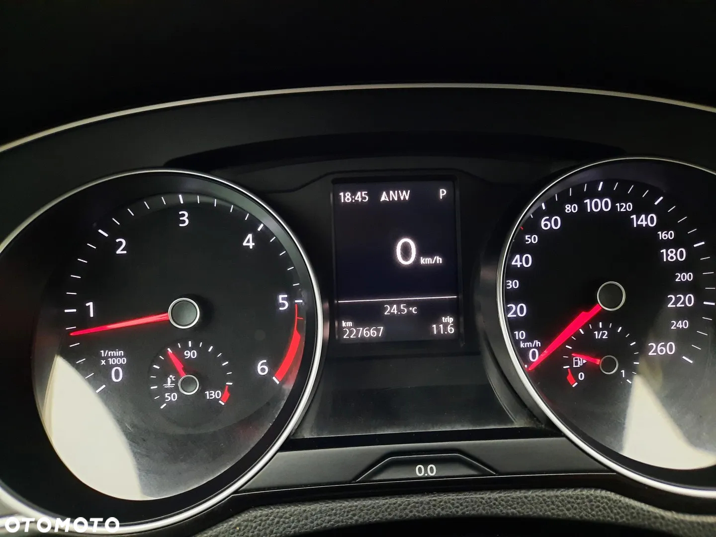 Volkswagen Passat Variant 2.0 TDI DSG (BlueMotion Technology) Comfortline - 32