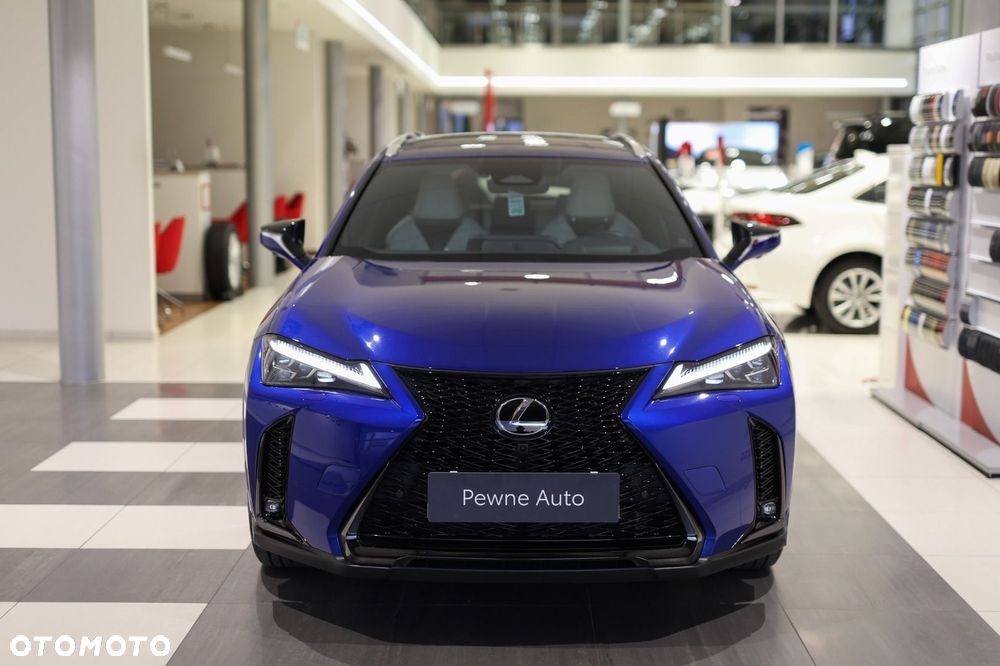 Lexus UX - 3