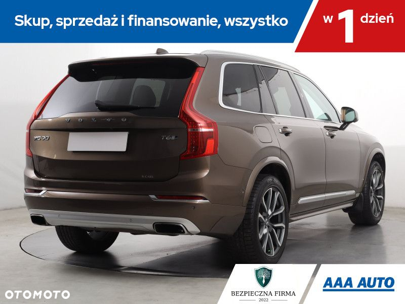 Volvo XC 90 - 6