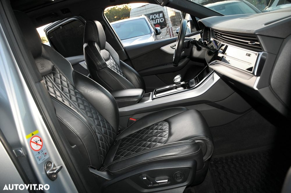 Audi Q7 3.0 50 TDI quattro Tiptronic S Line - 9