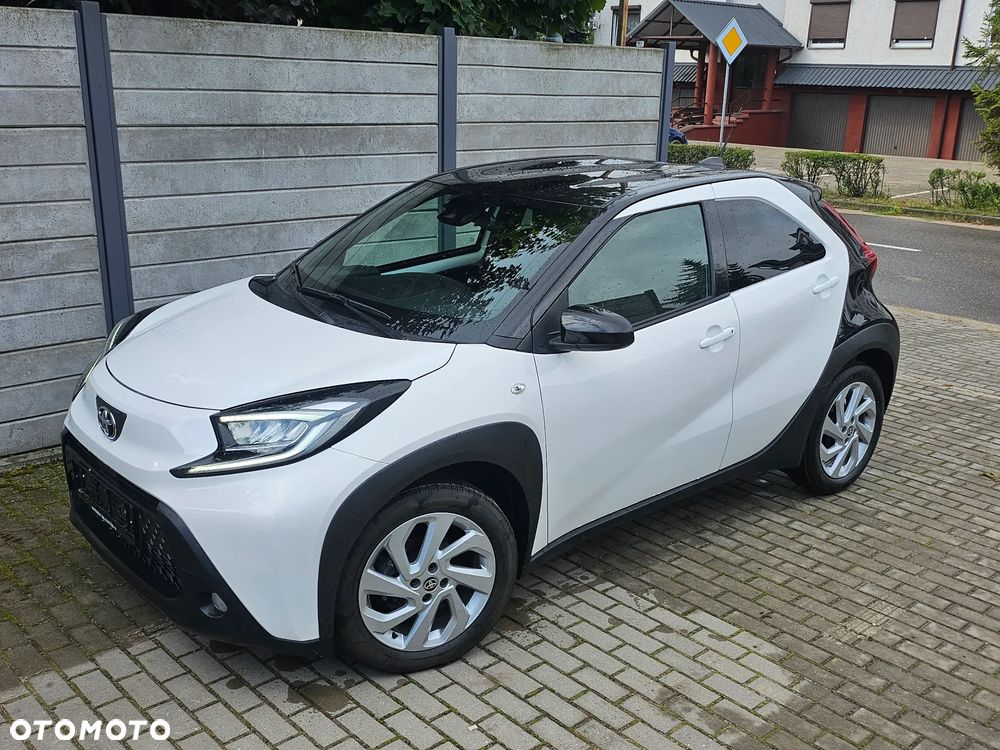 Toyota Aygo X Play - 1