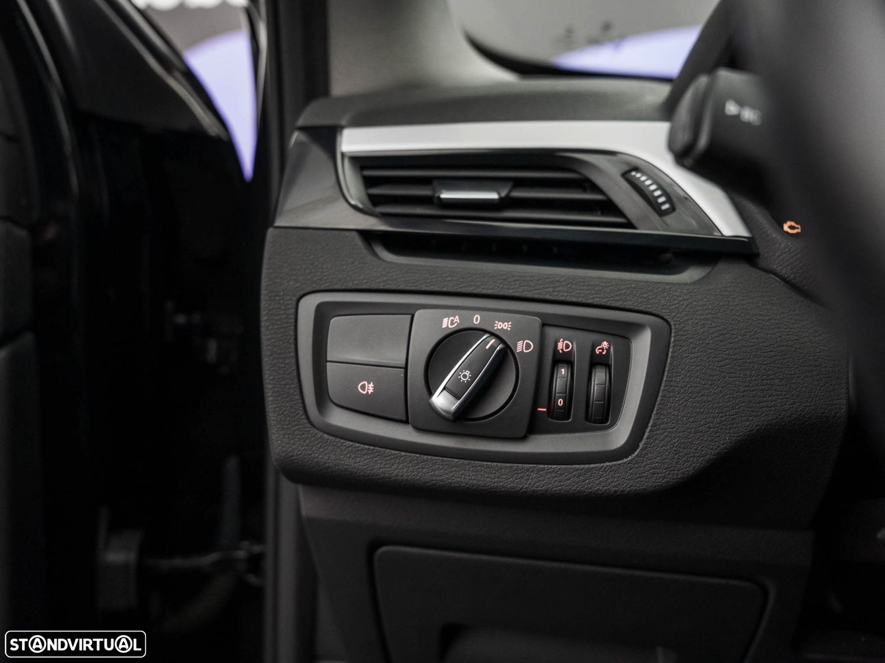 BMW X1 25 e xDrive Corporate Edition - 18