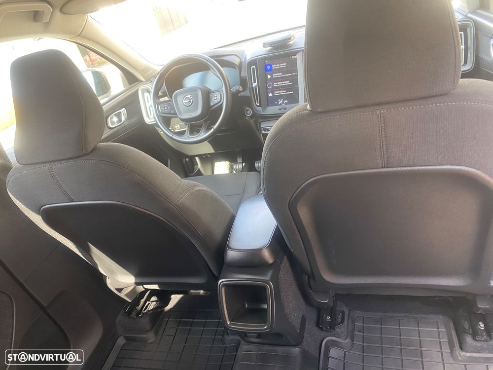 Volvo XC 40 - 31