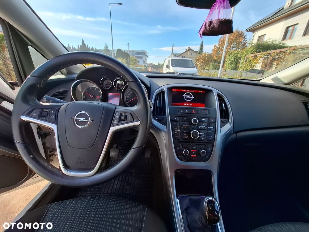 Opel Astra IV 1.6 CDTI Executive - 9