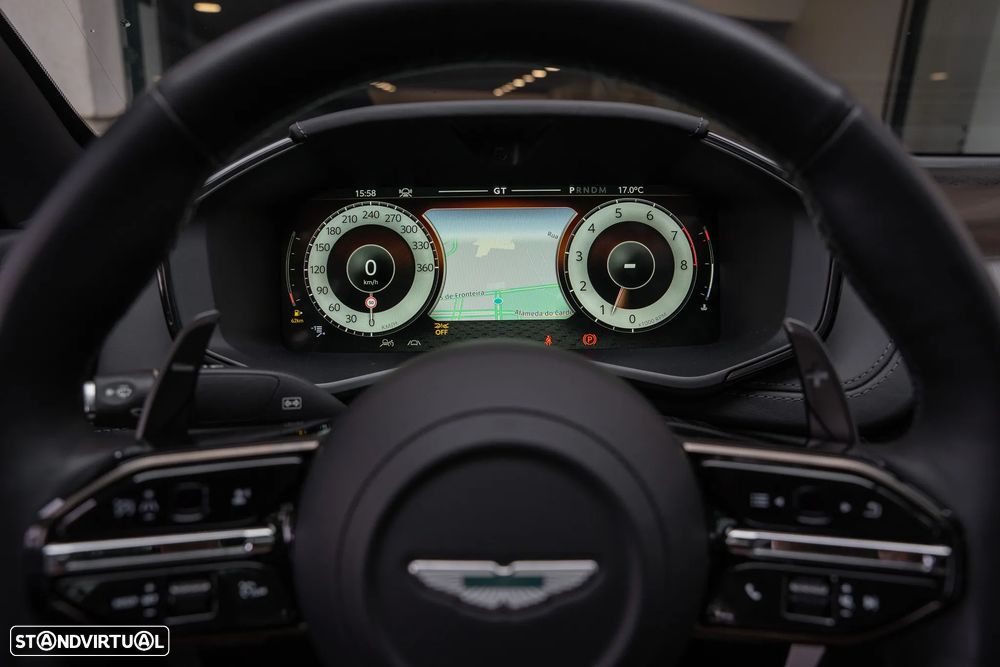 Aston Martin DBX 707 - 11